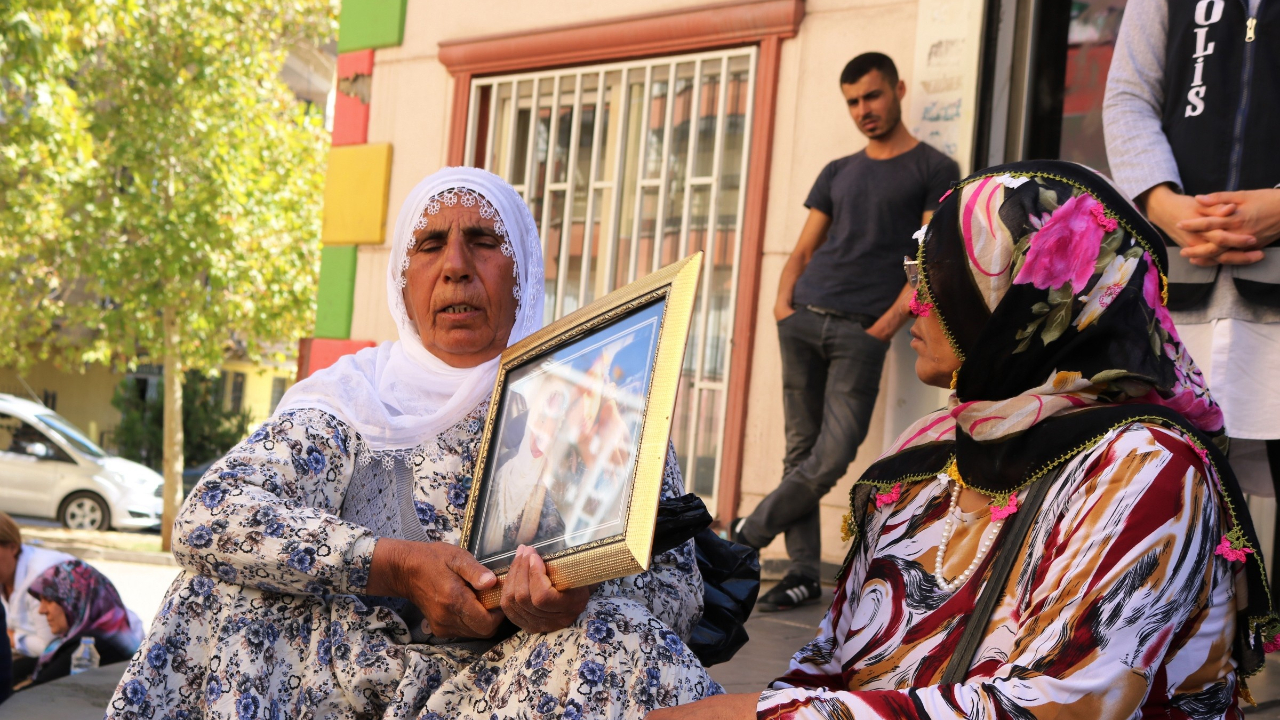 Oğlu PKK tarafından kaçırılan annenin feryadı!