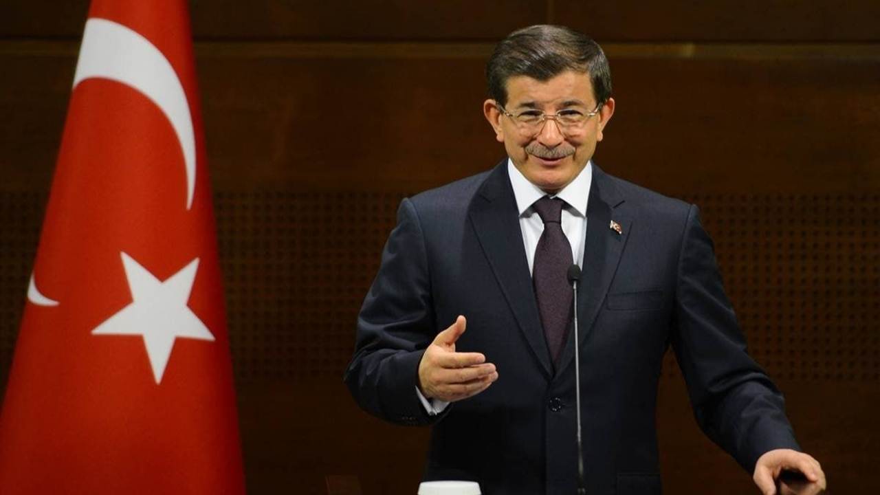 AK Parti, Davutoğlu'na tebligat gönderdi...