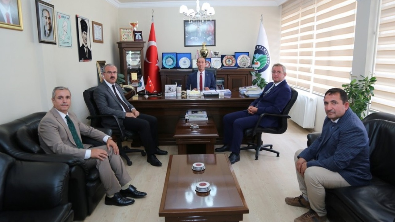 Kütahya Şaphane’de Vali Ömer Toraman incelemele yaptı