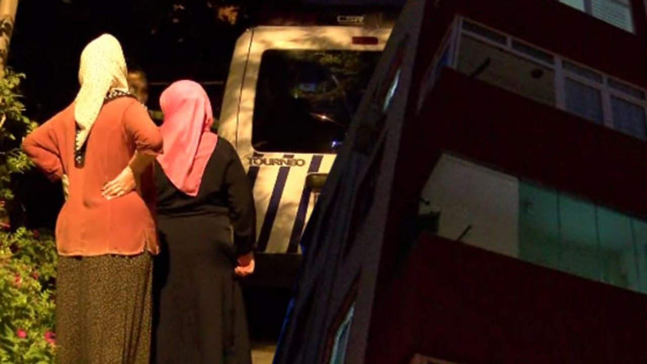 Balkondan düşen eşinin peşinden atladı!
