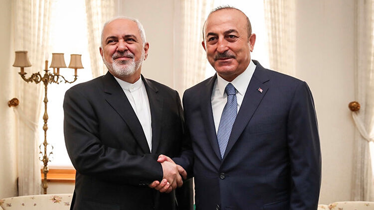 Bakan Çavuşoğlu İranlı mevkidaşı ile görüştü!