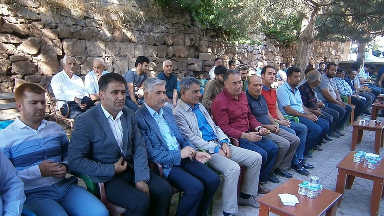 Bitlis Tatvan Kaymakamı Mehmet Ali Özkan, Özkan’dan genç polis için taziye ziyareti