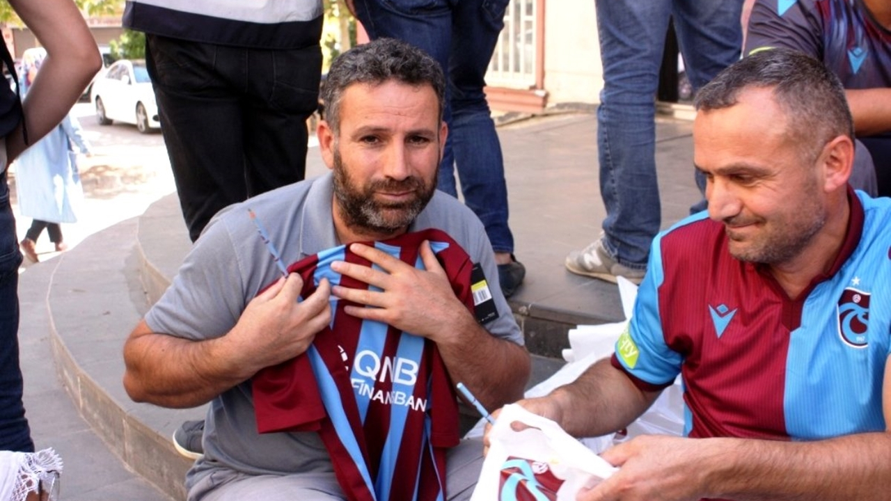 "Silah değil, kalem tutsunlar!"