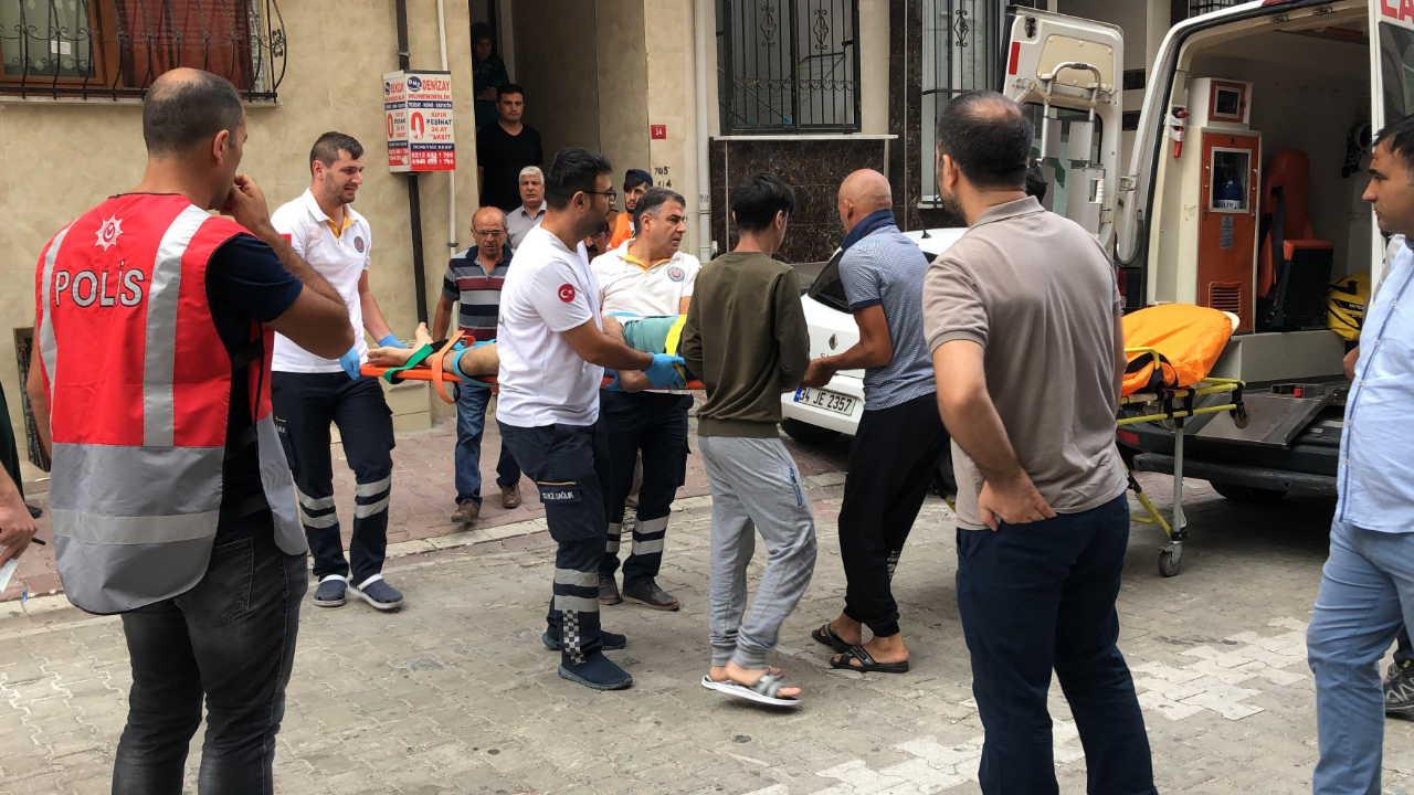 Sevgilisinden ayrılan genç 3. kattan atladı!