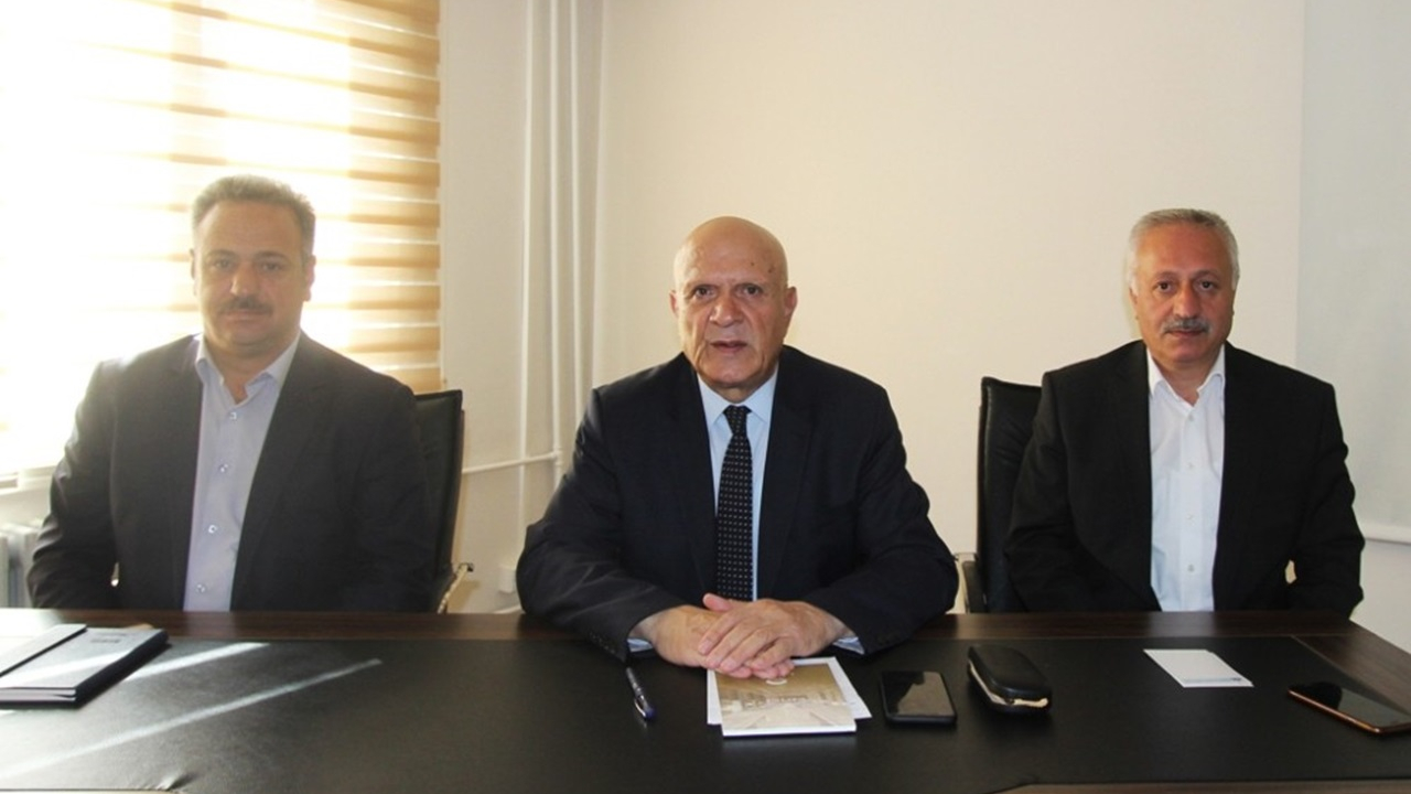 Bayburt'ta Başkan Hükmü Pekmezci birim müdürleriyle buluştu