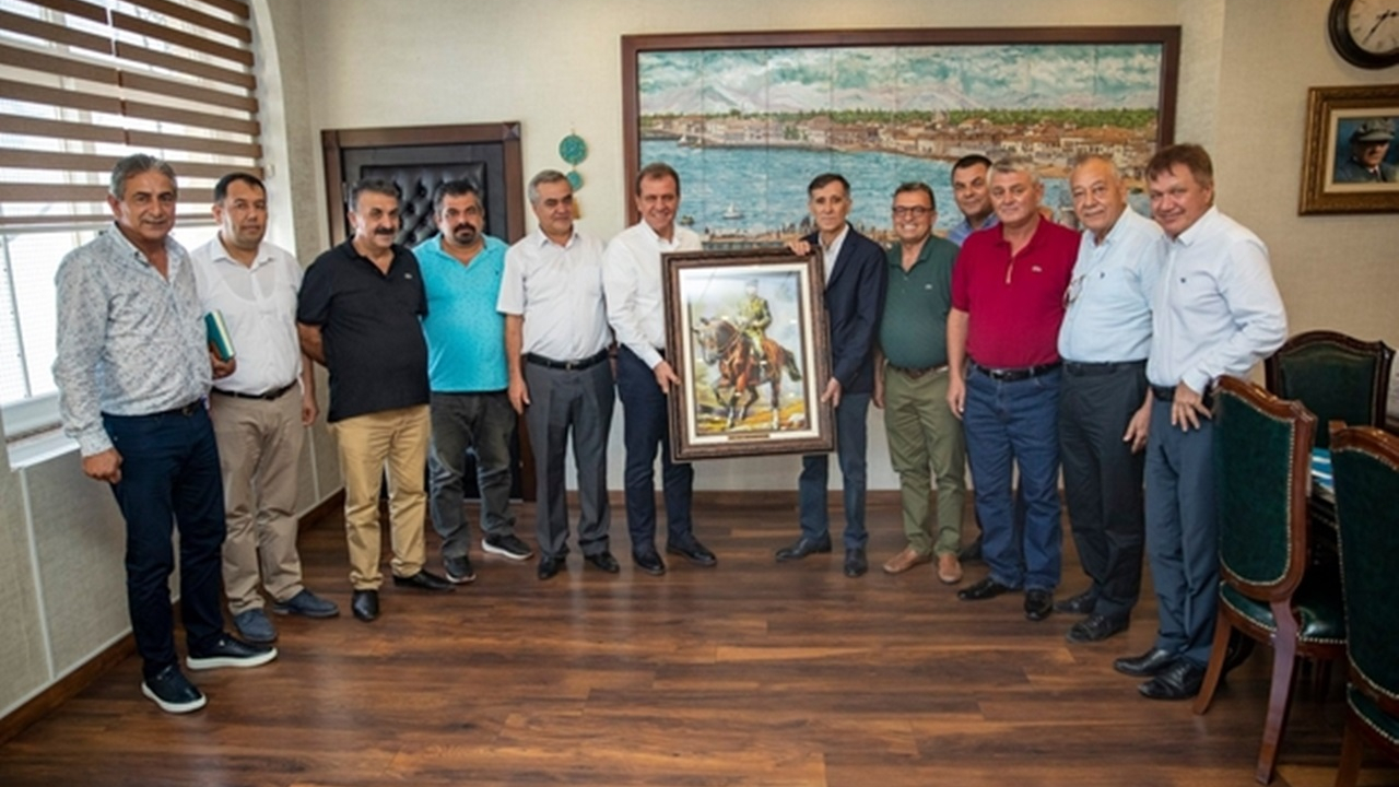 Mersin'de Başkan Vahap Seçer: "Sorunların hepsi akılcı planlamalarla çözülür"