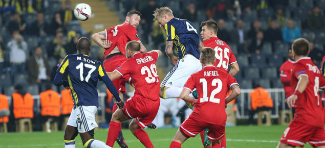 Fenerbahçe tura koşuyor! Fenerbahçe 2-0 Zorya Luhansk