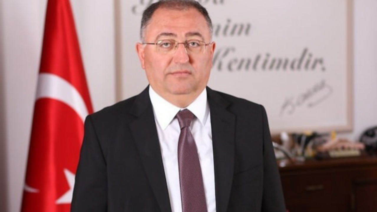 Belediye başkanı amca ve dayı kızlarını müdür yaptı