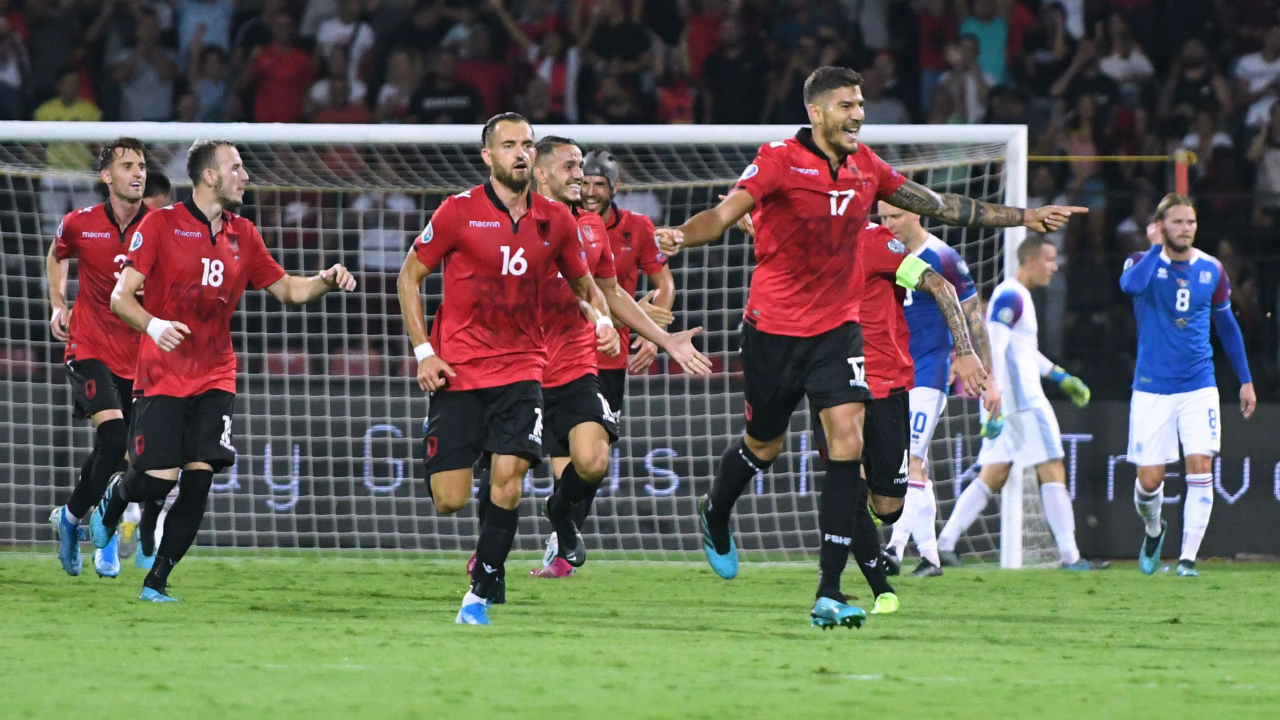 İzlanda, Arnavutluk'a 4-2 mağlup oldu!