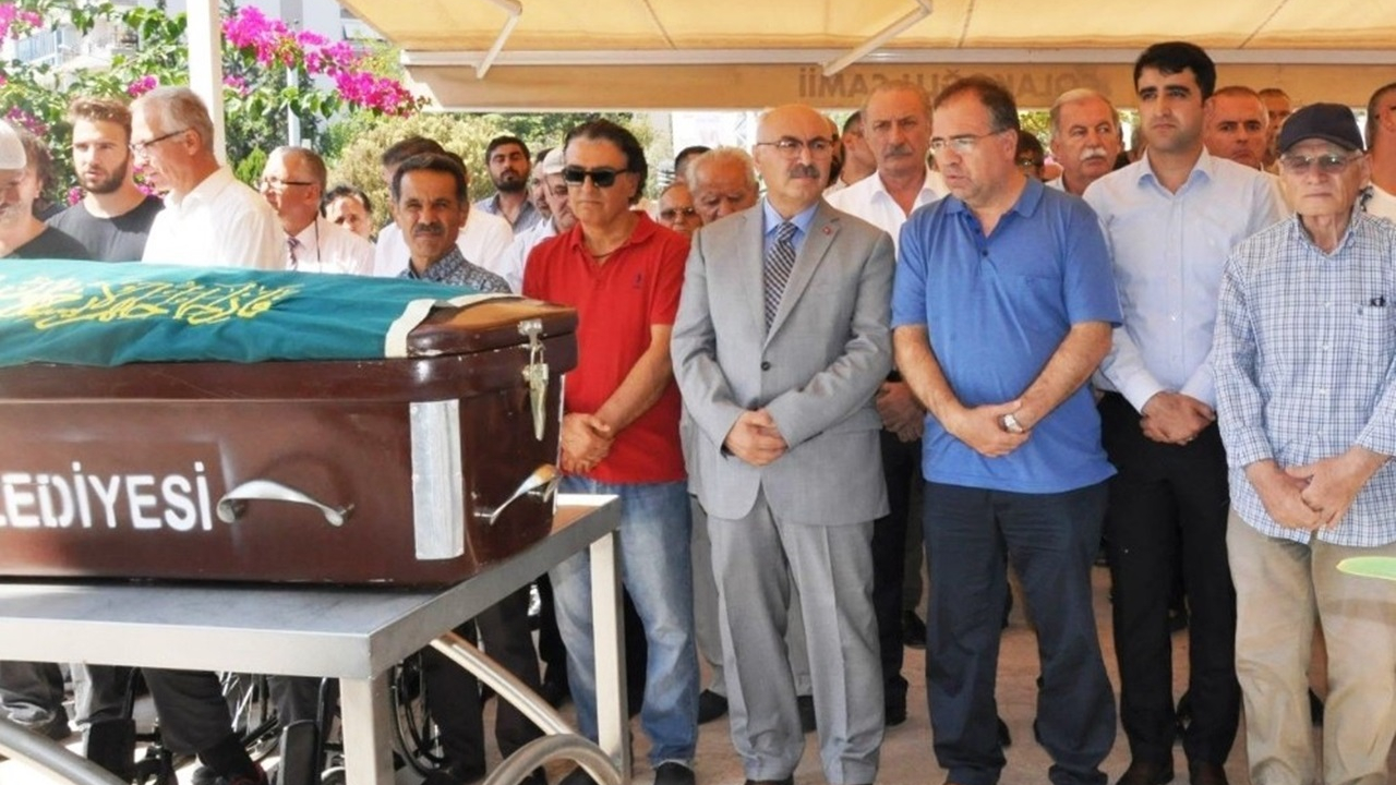 Aydın'da Kaymakam Mehmet Türköz’ün babası toprağa verildi
