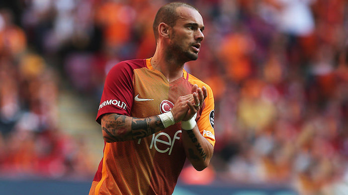 Yılın takası! Wesley Sneijder Milan'ı istedi, kulisler hareketlendi