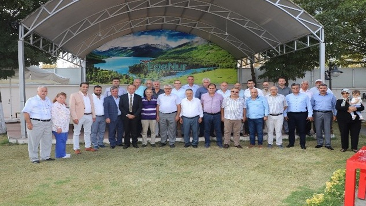 Manisa'da Başkan Çetin Akın: "Geçmişimize sahip çıkamazsak yok olup gideriz"