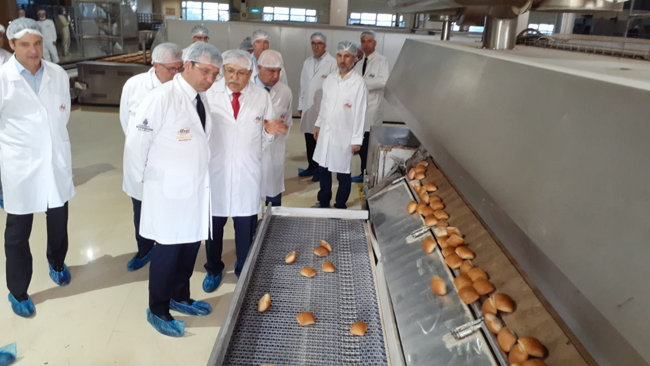 İmamoğlu şimdi de ekmeğe zam yaptı!