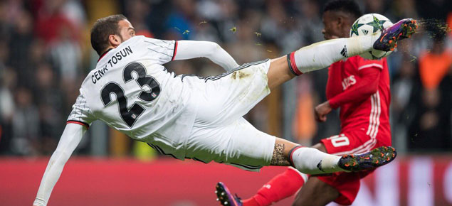 Cenk Tosun'un volesi 'Haftanın en iyi golü' adayı oldu