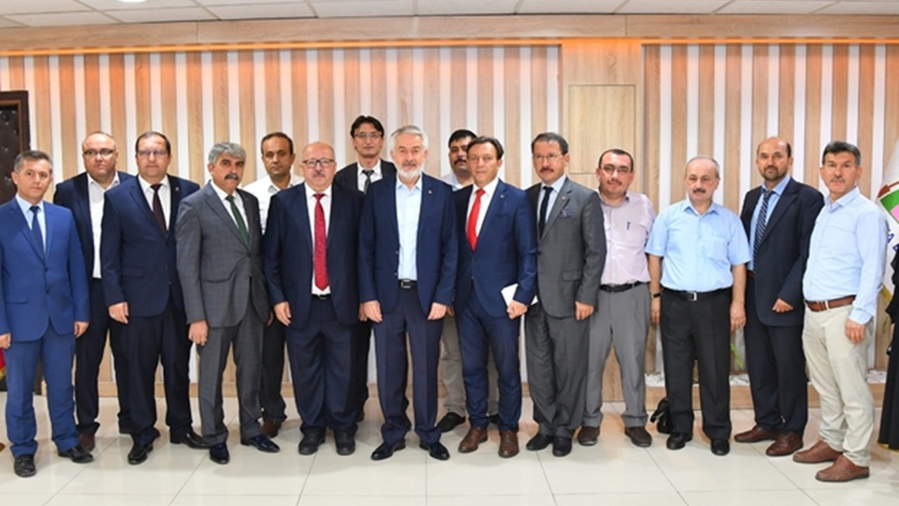 Isparta'da Başkan Şükrü Başdeğirmen: “Amacımız, sorumluluğunu aldığımız kişilerin mutlu olabilmesi”
