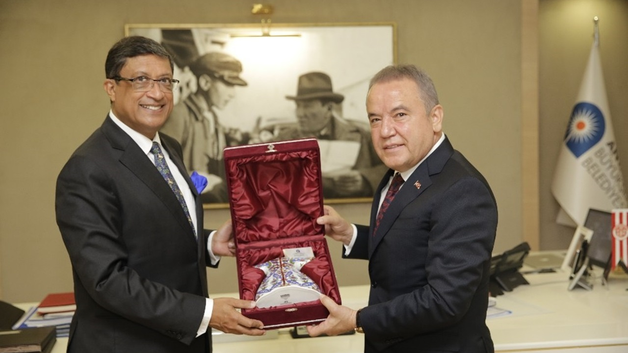 Antalya'da Başkan Muhittin Böcek, “Hindistan ile her türlü işbirliğine hazırız”