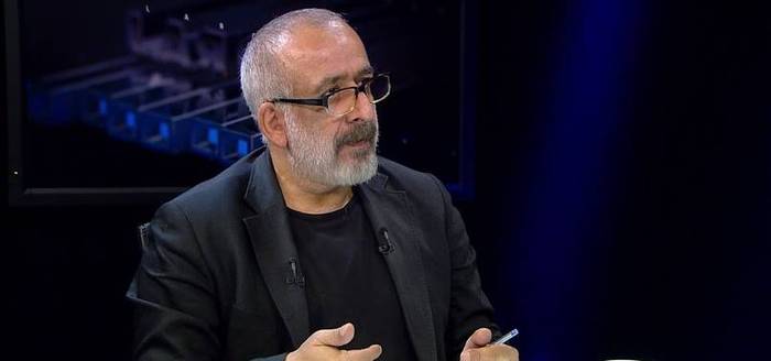 Ünlü gazeteci Ahmet Kekeç'ten ayrılık sinyalleri