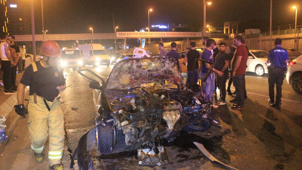 İstanbul'da feci kaza!