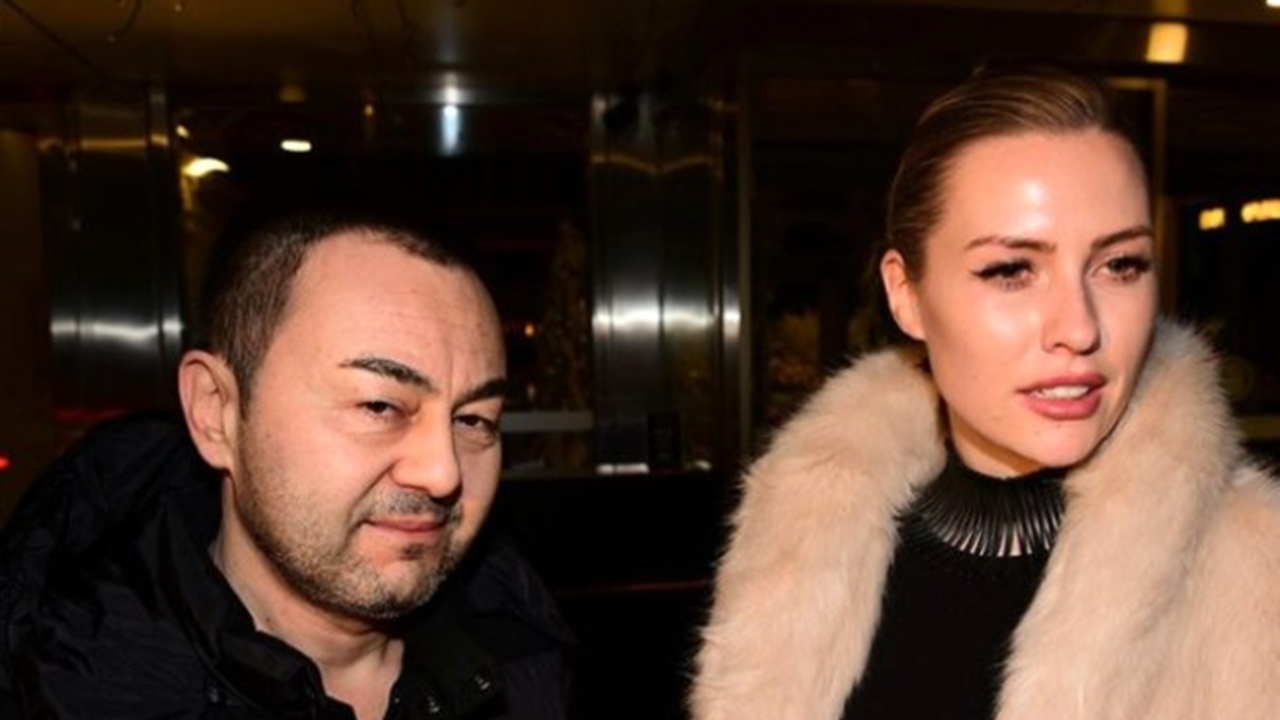 Chloe Loughnan, bikinili pozlarıyla hayran bıraktı
