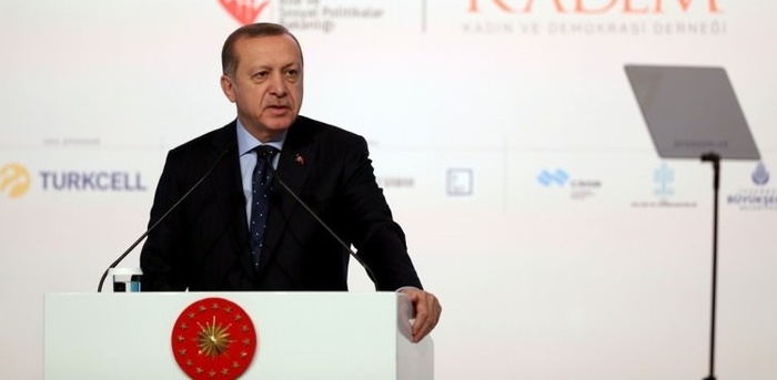 ''Bana bakın daha ileri giderseniz sınır kapılarını açarız!''
