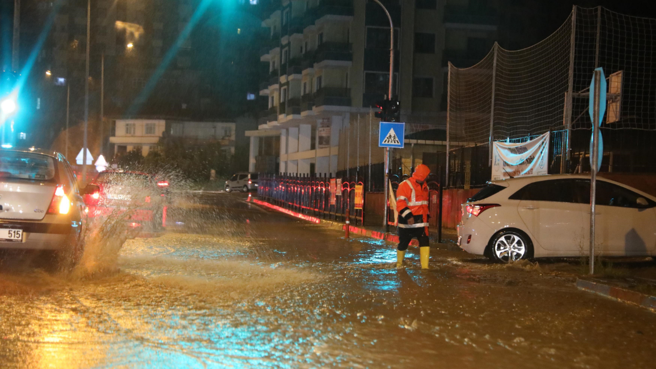Meteoroloji'den son dakika sağanak uyarısı!