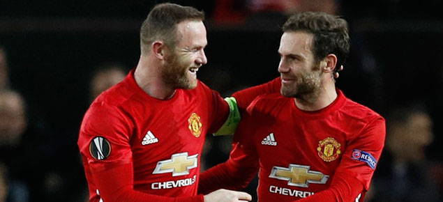 Manchester United Feyenoord'u paramparça etti: 4-0