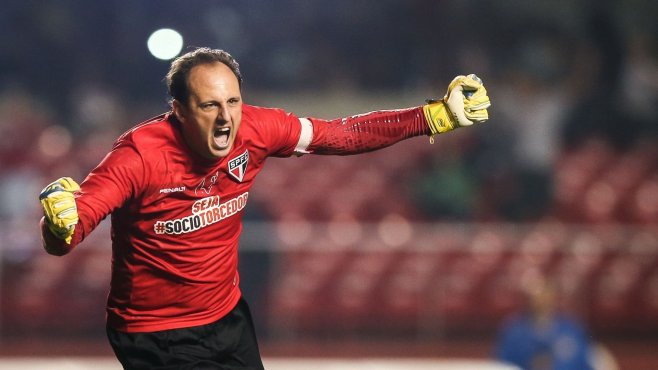 Sao Paulo efsane kaleci Rogerio Ceni'ye emanet