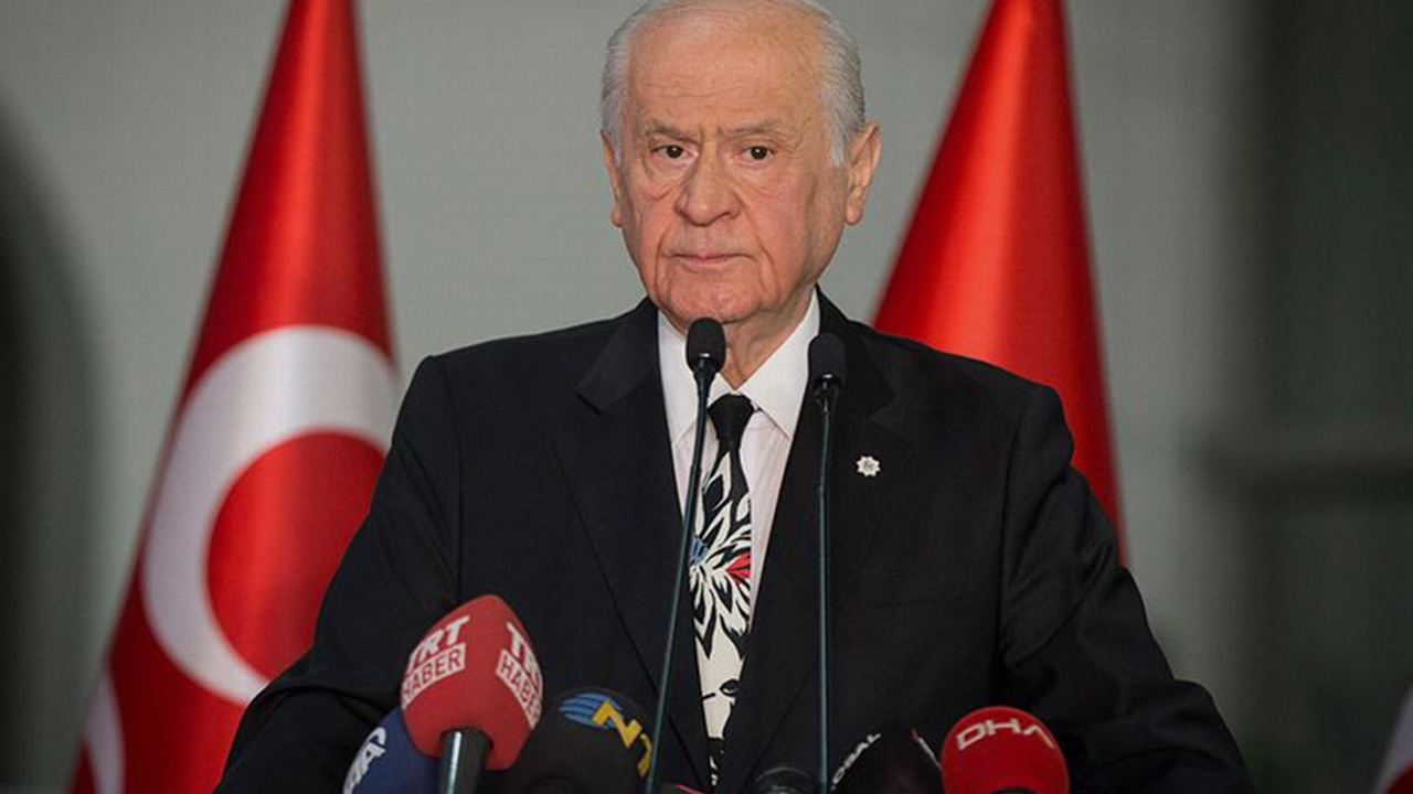Devlet Bahçeli'den Bülent Arınç'a tepki