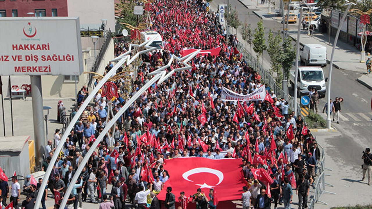 Birçok ilde teröre tepki yürüyüşü!