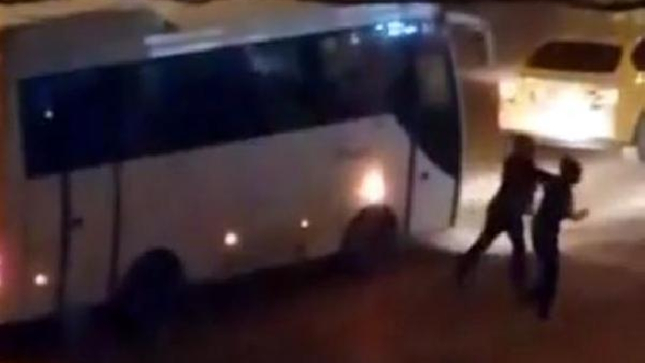 Taksici tartıştığı kadını darp etti!