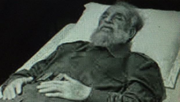 Küba devlet televizyonu Castro'nun bu görüntüsünü yayınladı!