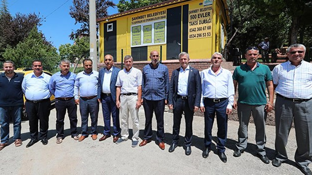 Gaziantep'te Başkan Mehmet Tahmazoğlu taksicileri ziyaret etti