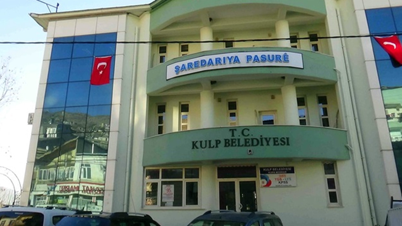 Tutuklanan Kulp Belediye Başkanı görevden alındı!