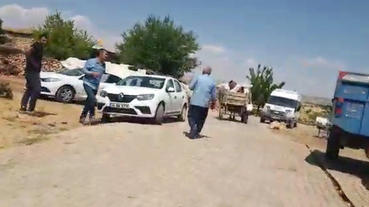 Diyarbakır'da elektrik dağıtım ekibine müdahale!