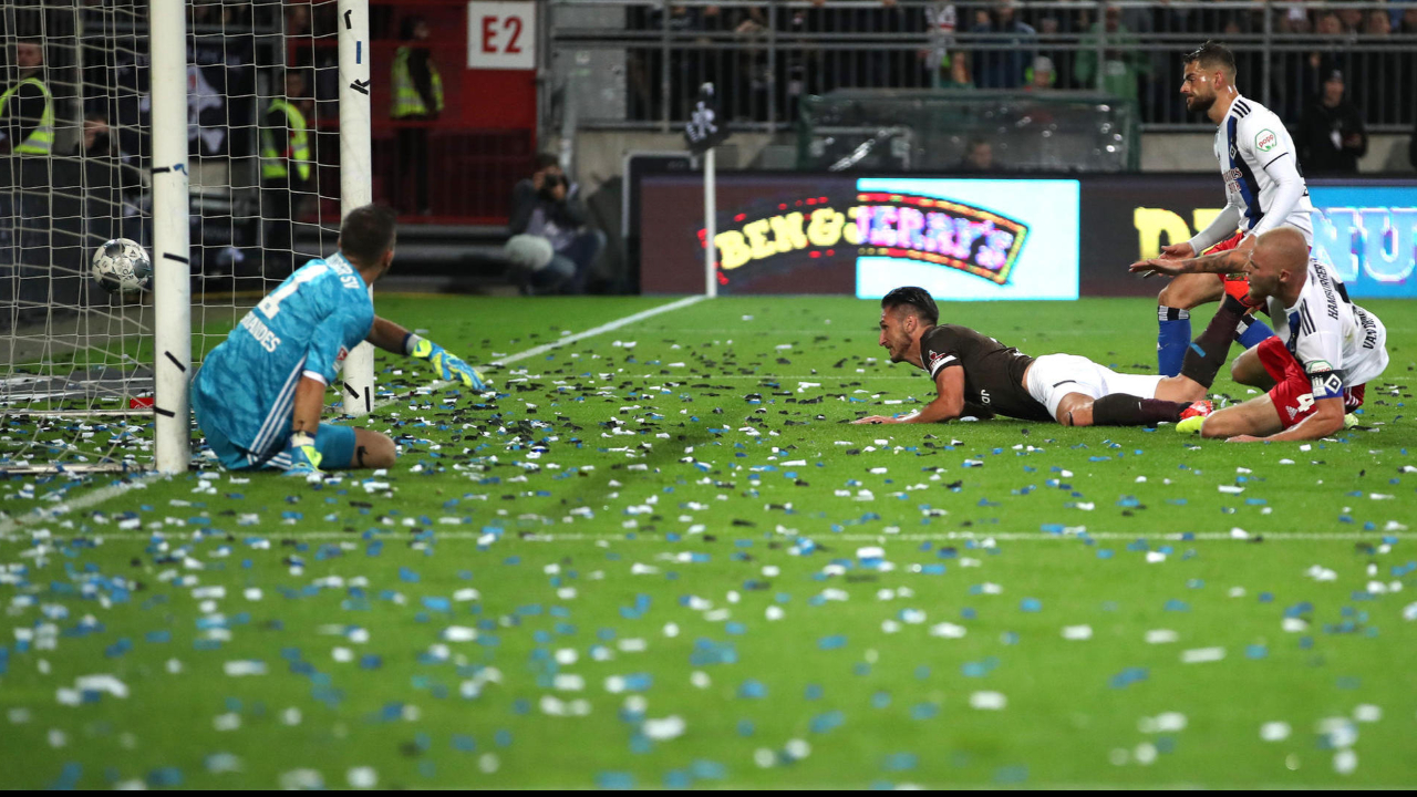 St. Pauli, Hamburg'u 2-0 mağlup etti!