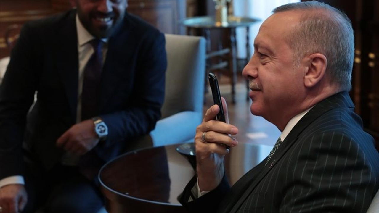 Erdoğan, Rıza Kayaalp'i böyle kutladı!