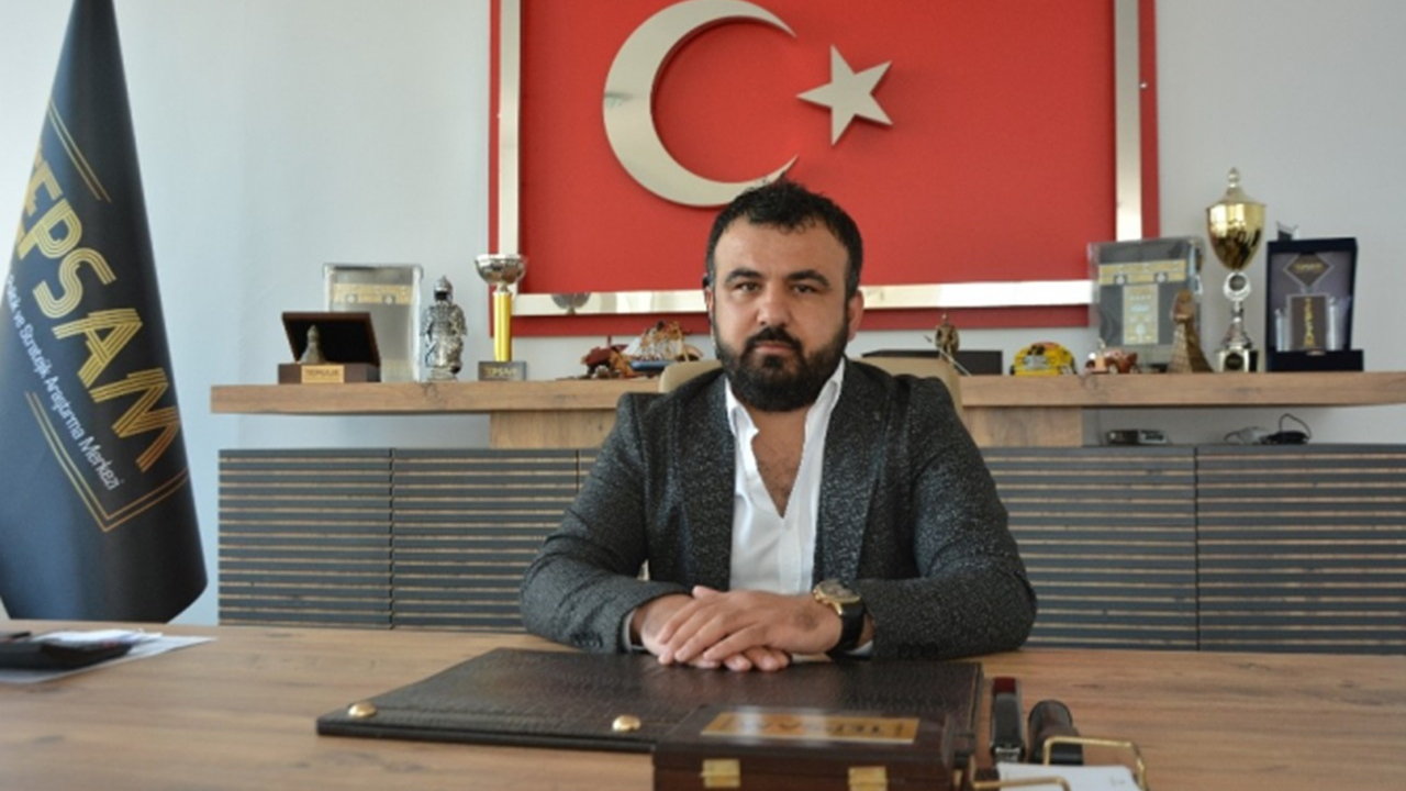 Bursa'da TEPSAM Başkanı Teoman Yıldırım: “Suriye’nin geleceği Suriye halkının elinde”