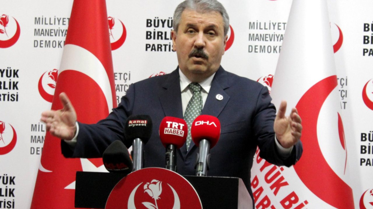 Ankara'da Mustafa Destici: Fırat'ın doğusuna yönelik harekâtı başlatmalıyız