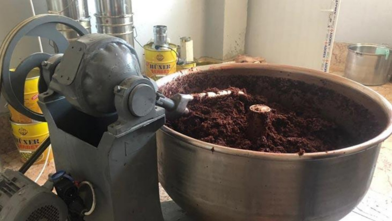 Yapmak için hamur makinesi kullandılar!