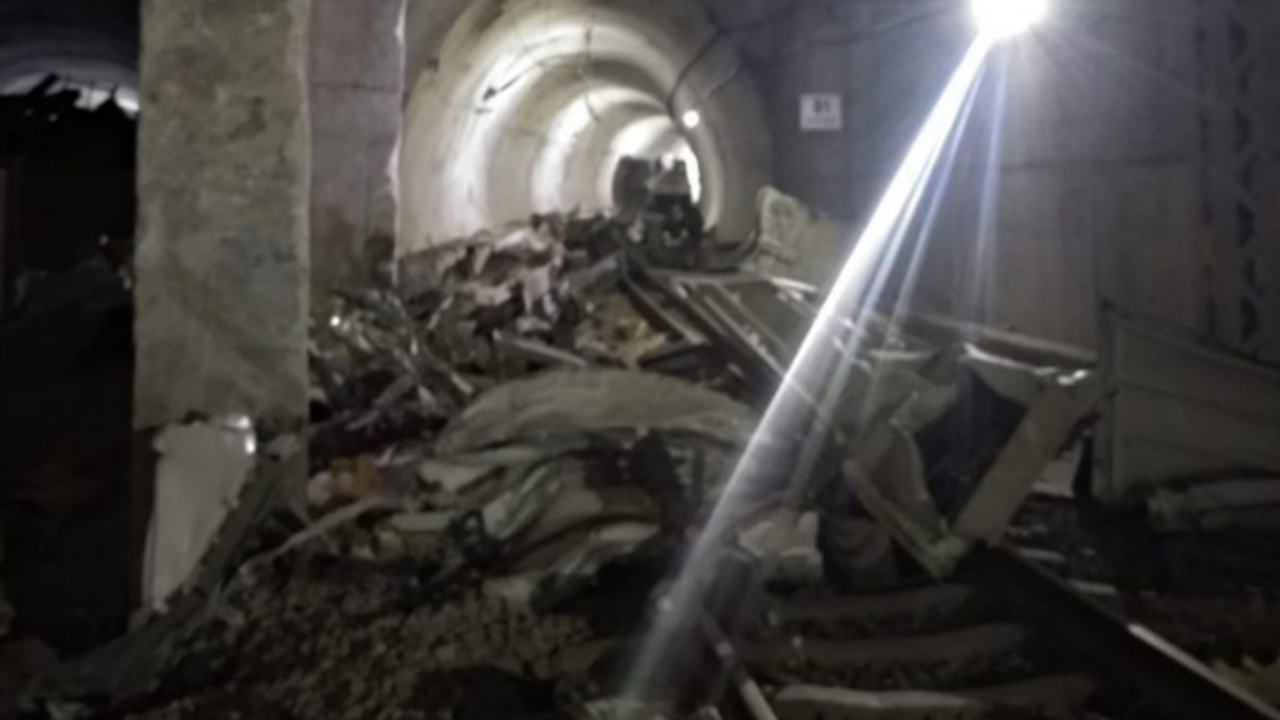 Bilecik'te tren raydan çıktı!