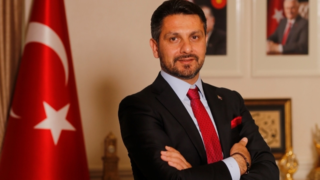 Eskişehir'de Başkan Hamid Yüzügüllü’nün kutlama mesajı