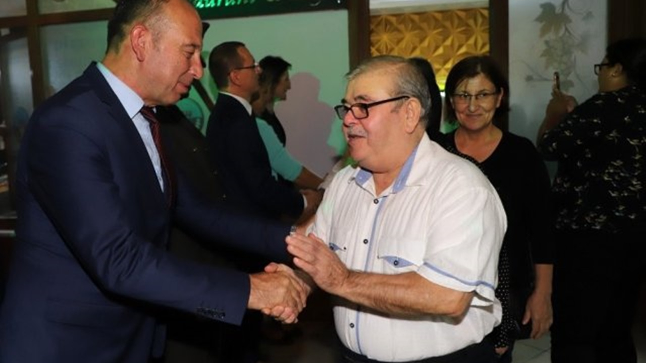 Manisa'da Başkan Çetin Akın şehit ve gazi aileleriyle buluştu