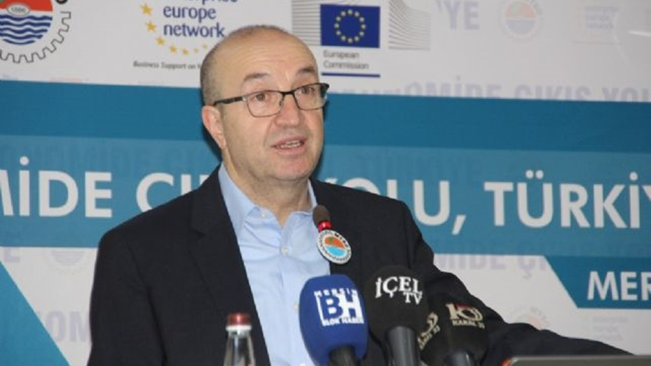 Mersin'de Ekonomist Prof. Dr. Sadi Uzunoğlu: “Artık büyümeyen bir dünya ekonomisi var”