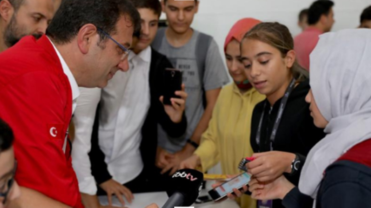 İstanbul'da Ekrem İmamoğlu, TEKNOFEST’i ziyaret etti