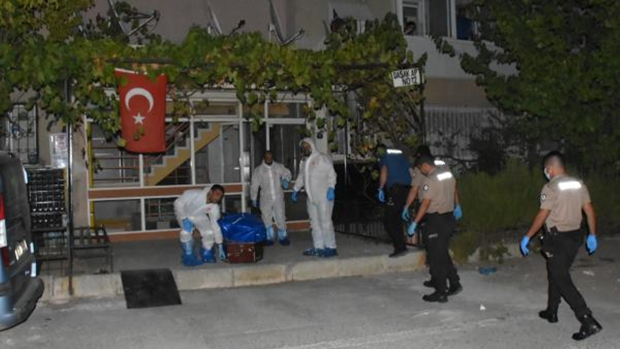 Kötü koku gelince cenazesine ulaşıldı...