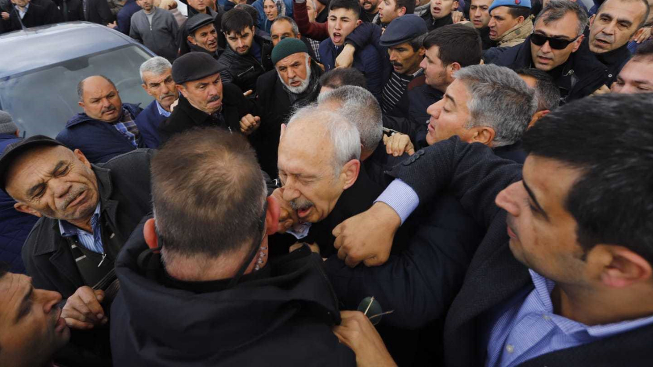 Kılıçdaroğlu'na yumruk atan kişi konuştu!