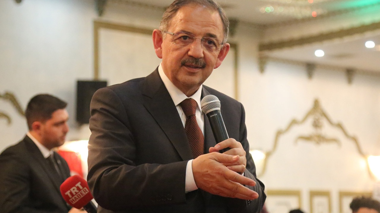 Özhaseki'den istifa edenlere sert eleştiri!
