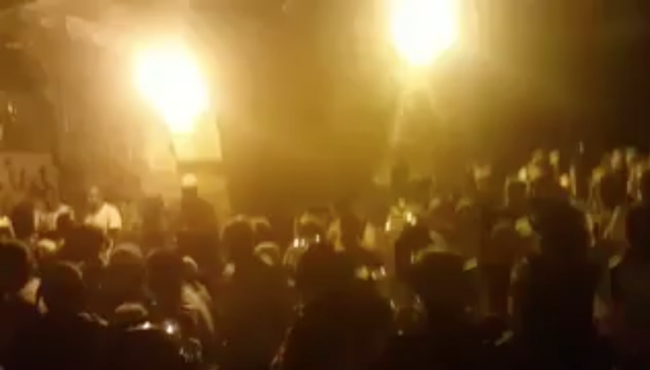 İşgalci İsrail askerlerinin Kudüslü Müslümanlara saldırı anları!