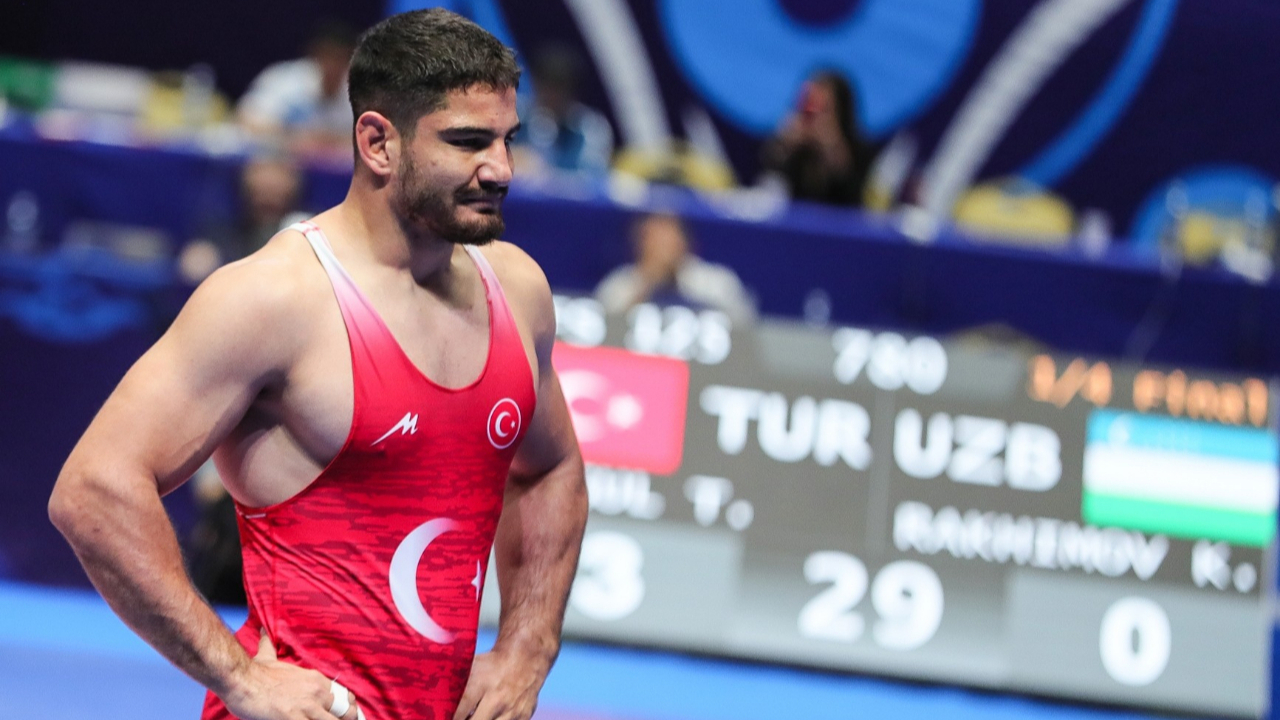 Taha Akgül gümüş madalya kazandı!