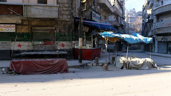 Halep'in doğusu 'yiyeceksiz kent' haline geldi